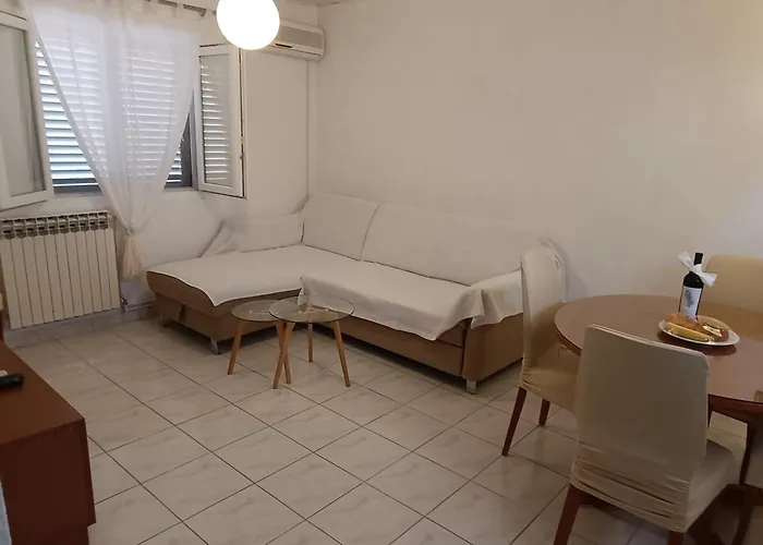 Sprljan Apartamento *